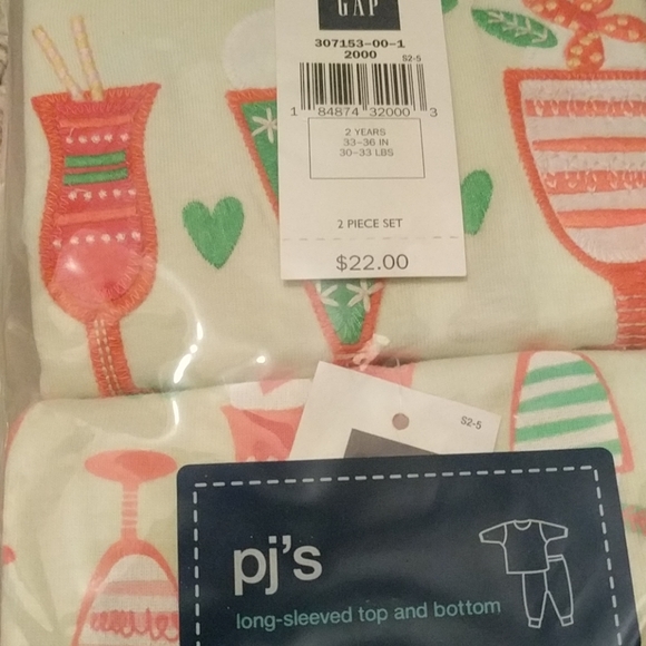GAP girl long-sleeved festive drink pjs - Picture 1 of 3